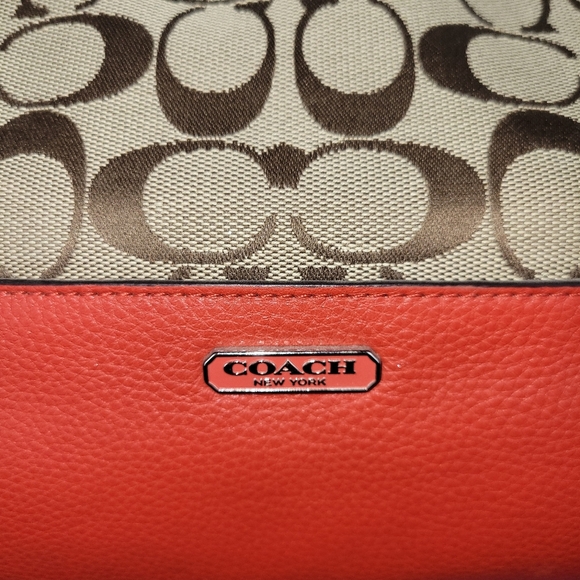 Coach Signature Kathryn Triple Zip Satchel - Picture 12 of 16
